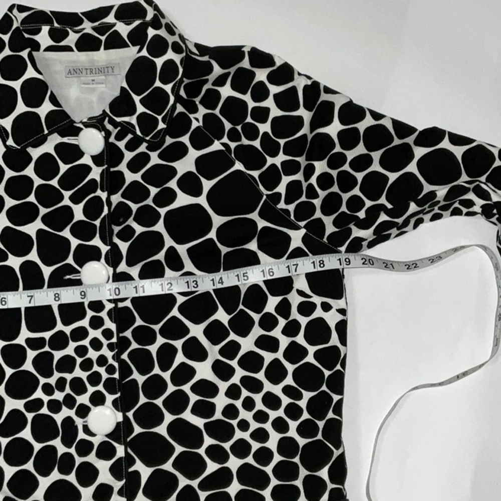 Ann Trinity Jacket , Size M - Picture 7 of 9